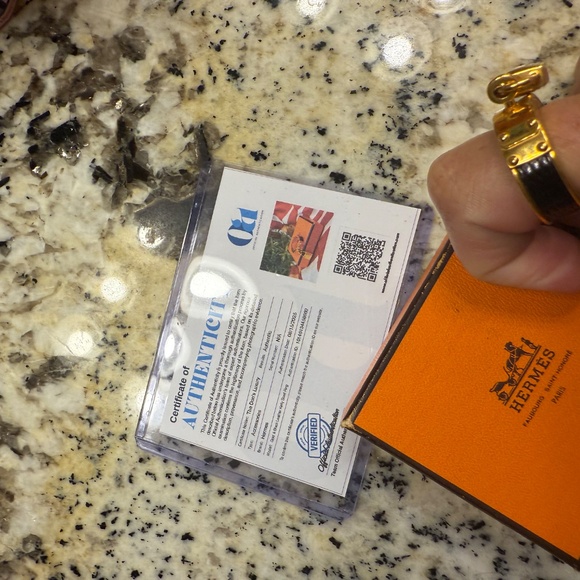 Hermes Bouet Scarf Ring - Picture 9 of 12